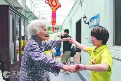 成都朗力 深耕社區(qū)智慧養(yǎng)老，探索本土化產(chǎn)業(yè)發(fā)展新路徑