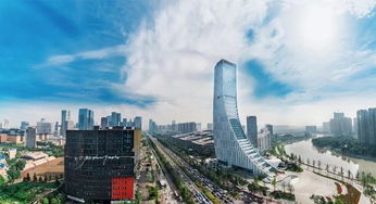 成都醫(yī)療資源布局新動(dòng)向 省人民醫(yī)院高新分院投用在即，朗力養(yǎng)老協(xié)同發(fā)展